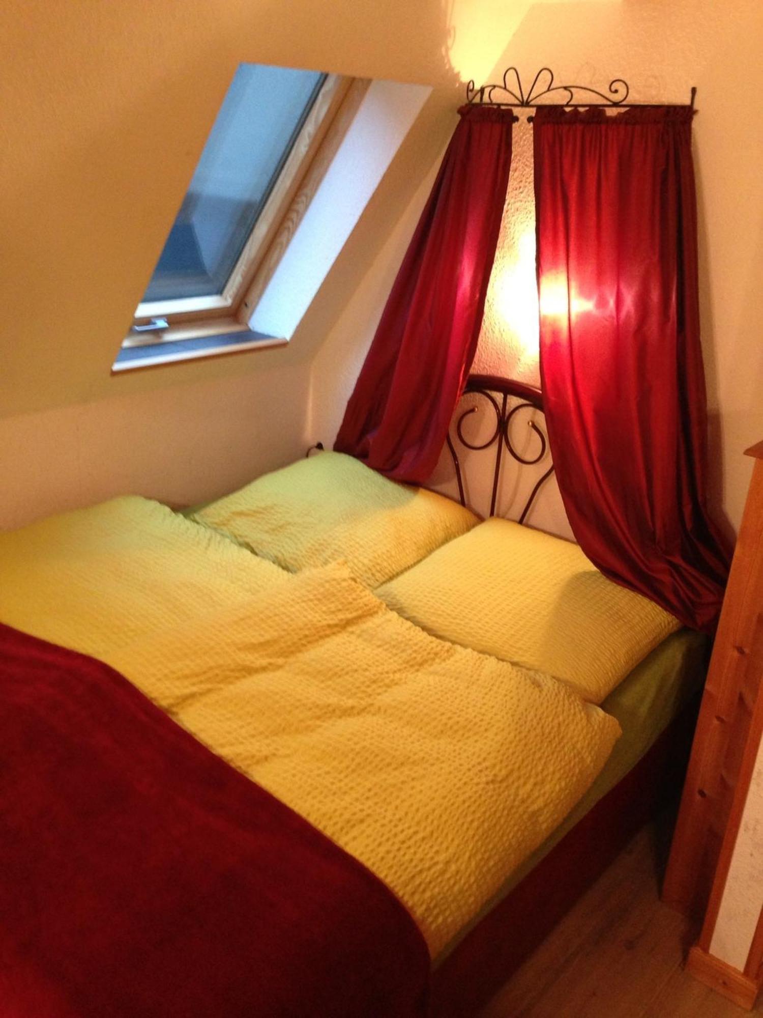 Das Loreley Weinstuebchen Sankt Goarshausen Kamer foto